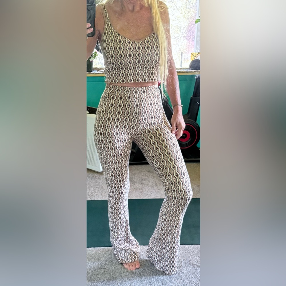 Miss Love Boutique Women's Beige & Black Patterned Knit Tank and Flare Pants Set